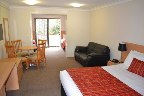 Comfort Inn Grammar View - Accommodation Redcliffe 13