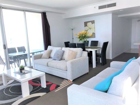 Beach Stay - Ocean & Riverview Resort Chevron Renaissance Central Surfers Paradise - Accommodation Redcliffe 18