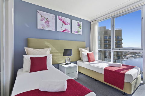 Beach Stay - Ocean & Riverview Resort Chevron Renaissance Central Surfers Paradise - Accommodation Redcliffe 9
