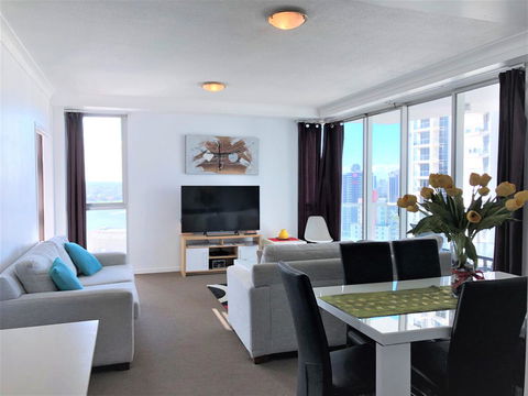 Beach Stay - Ocean & Riverview Resort Chevron Renaissance Central Surfers Paradise - Accommodation Redcliffe 17