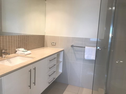 Proximity Waterfront Apartments - Accommodation Redcliffe 11