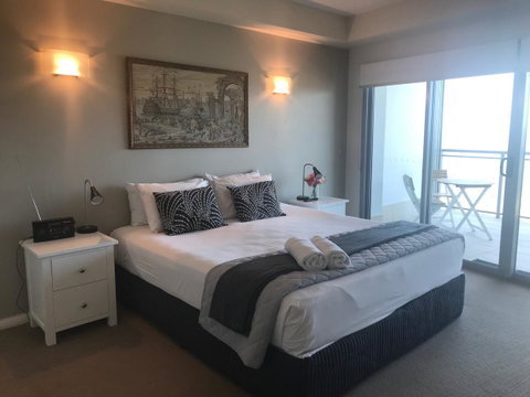 Proximity Waterfront Apartments - Accommodation Redcliffe 9