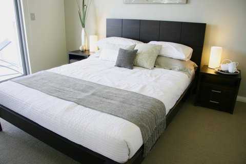 Proximity Waterfront Apartments - Accommodation Redcliffe 36