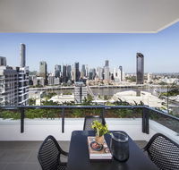 Arise Ivy  Eve Apartments - Accommodation Redcliffe