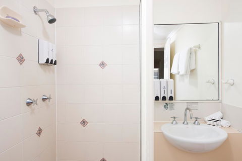 Park Regis Anchorage - Accommodation Redcliffe 9