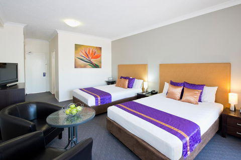 Park Regis Anchorage - Accommodation Redcliffe 11