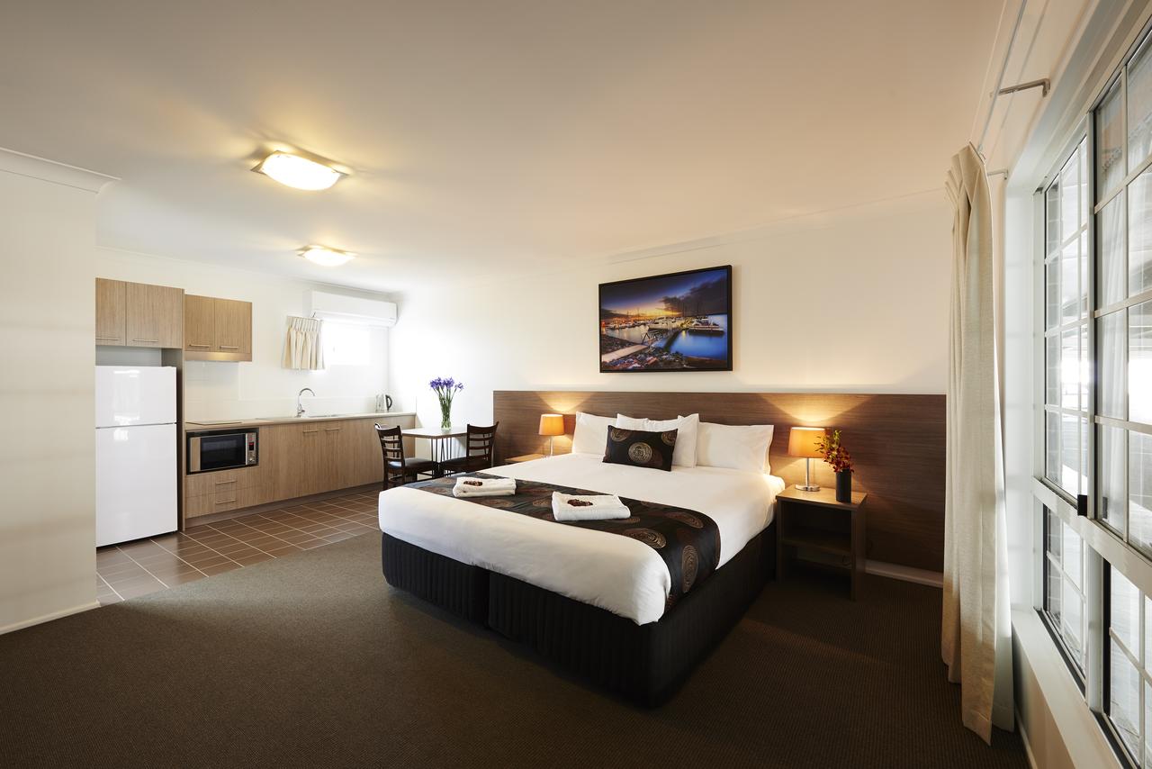 Bundaberg West QLD Accommodation Redcliffe