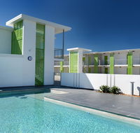 Mackay Oceanside Central Hotel - Accommodation Redcliffe