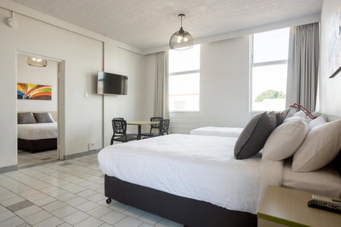 Nightcap At Emerald Star Hotel - Accommodation Redcliffe 25