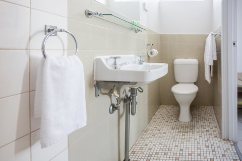 Nightcap At Emerald Star Hotel - Accommodation Redcliffe 30