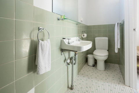 Nightcap At Emerald Star Hotel - Accommodation Redcliffe 38
