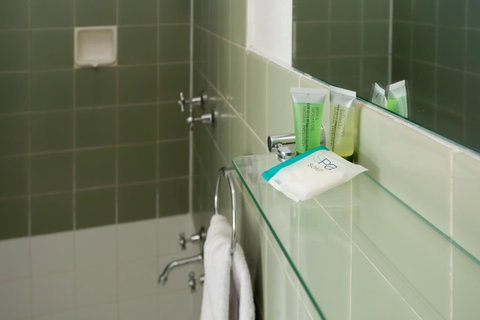 Nightcap At Emerald Star Hotel - Accommodation Redcliffe 36