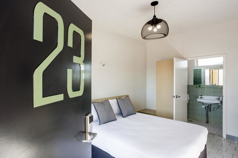 Nightcap At Emerald Star Hotel - Accommodation Redcliffe 39