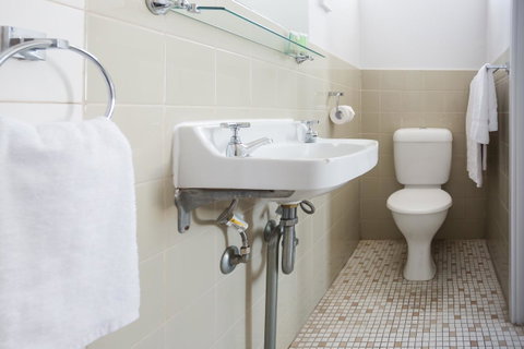 Nightcap At Emerald Star Hotel - Accommodation Redcliffe 28