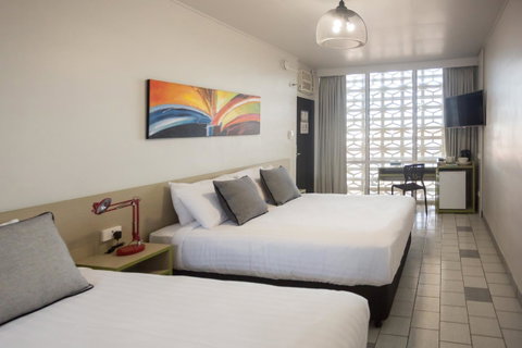 Nightcap At Emerald Star Hotel - Accommodation Redcliffe 42