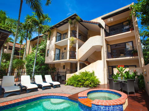 Villa San Michele (Official) - Accommodation Redcliffe 36