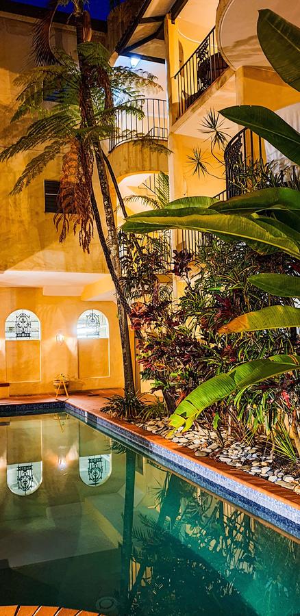 Villa San Michele (Official) - Accommodation Redcliffe 1