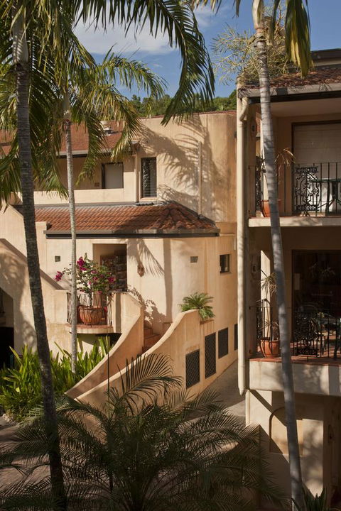 Villa San Michele (Official) - Accommodation Redcliffe 30