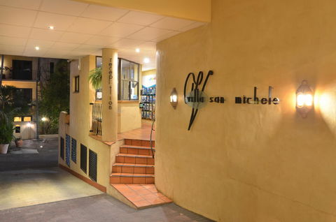 Villa San Michele (Official) - Accommodation Redcliffe 6