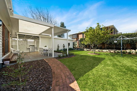Frangipani House - Accommodation Redcliffe 33