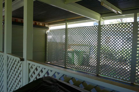 Frangipani House - Accommodation Redcliffe 36