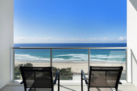 ULTIQA Air On Broadbeach - Accommodation Redcliffe 12