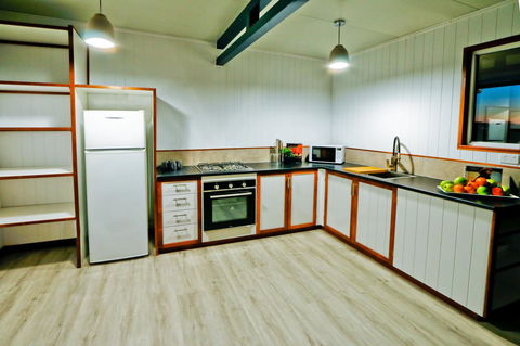 The Summit 1770 - Accommodation Redcliffe 10