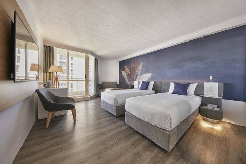 Novotel Surfers Paradise - Accommodation Redcliffe 4