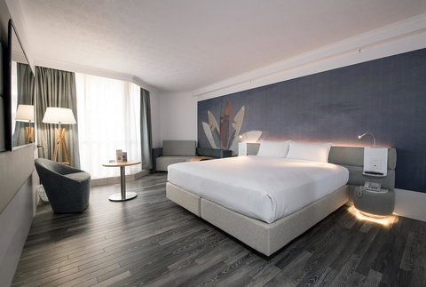 Novotel Surfers Paradise - Accommodation Redcliffe 9