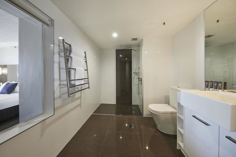 Novotel Surfers Paradise - Accommodation Redcliffe 30