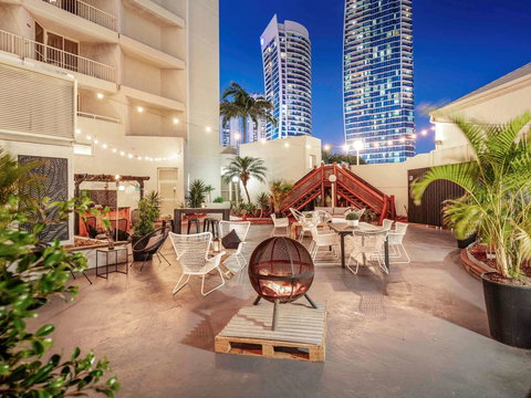 Novotel Surfers Paradise - Accommodation Redcliffe 0
