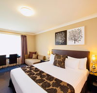 Best Western Plus Ambassador On Ruthven Motor Inn - Accommodation Redcliffe