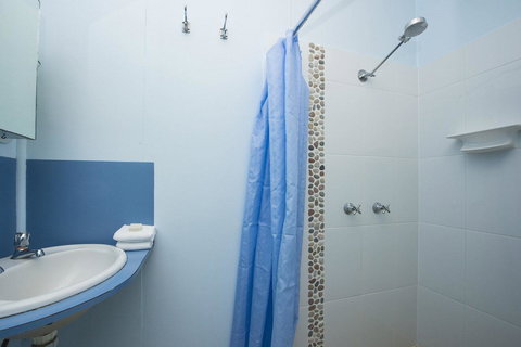 Blue On Cockle - Accommodation Redcliffe 3