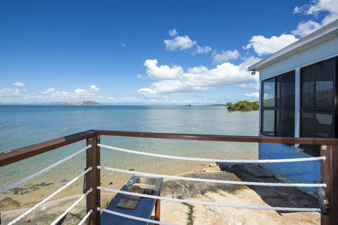 Blue On Cockle - Accommodation Redcliffe 9