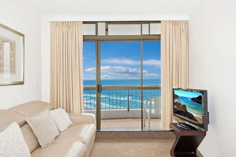 Surfers International Apartments - Accommodation Redcliffe 27