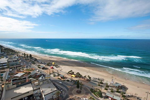 Surfers International Apartments - Accommodation Redcliffe 37