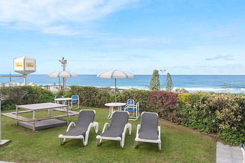 Surfers International Apartments - Accommodation Redcliffe 3