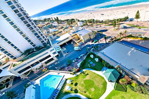 Surfers International Apartments - Accommodation Redcliffe 41