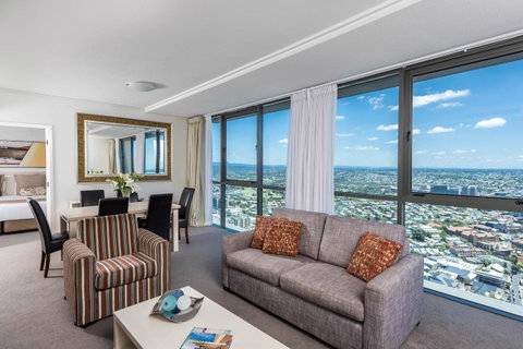 Oaks Brisbane Aurora Suites - Accommodation Redcliffe 7