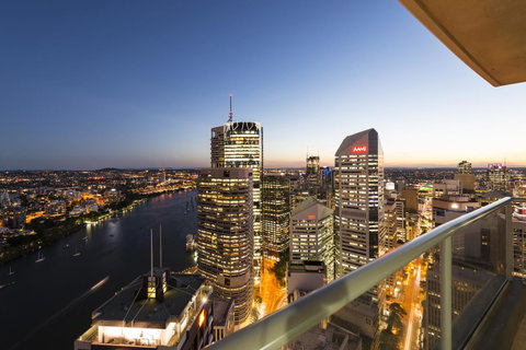 Oaks Brisbane Aurora Suites - Accommodation Redcliffe 10