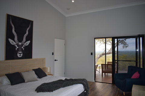 Ironbark House - Accommodation Redcliffe 41