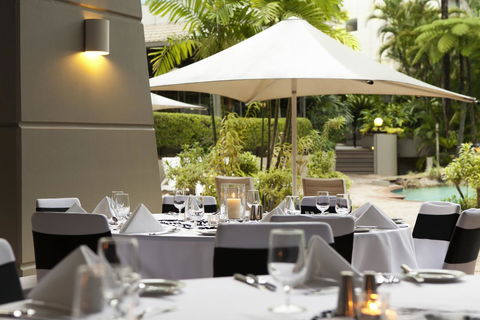 Novotel Cairns Oasis Resort - Accommodation Redcliffe 40