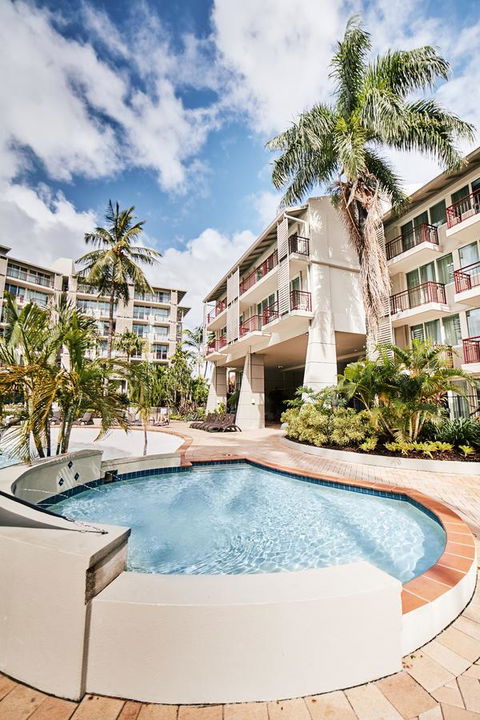 Novotel Cairns Oasis Resort - Accommodation Redcliffe 20