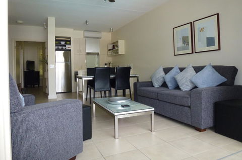 5231 BEACH CLUB PENTHOUSE - Accommodation Redcliffe 1