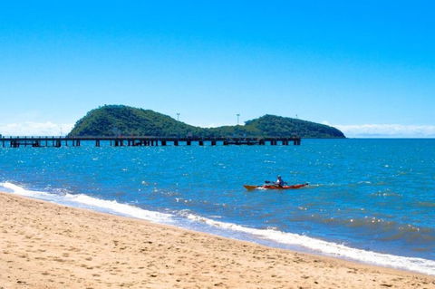 5231 BEACH CLUB PENTHOUSE - Accommodation Redcliffe 16