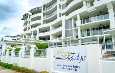 Waters Edge Apartment Cairns - Accommodation Redcliffe 1