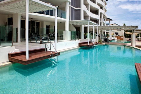 Waters Edge Apartment Cairns - Accommodation Redcliffe 0