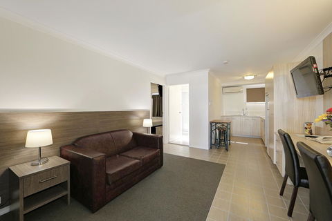Smart Motels Bert Hinkler - Accommodation Redcliffe 32