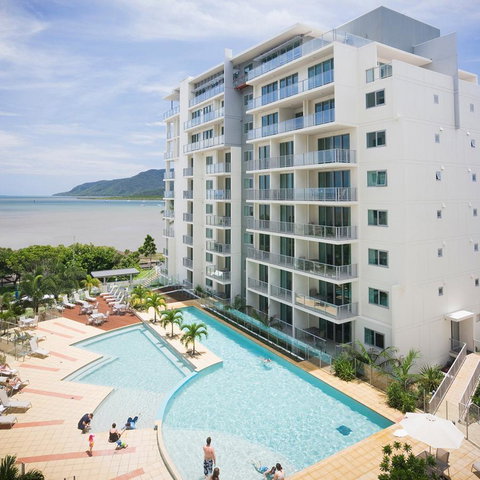 Mantra Trilogy - Accommodation Redcliffe 12