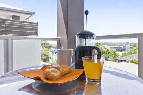 La Vida On Anzac - Accommodation Redcliffe 2